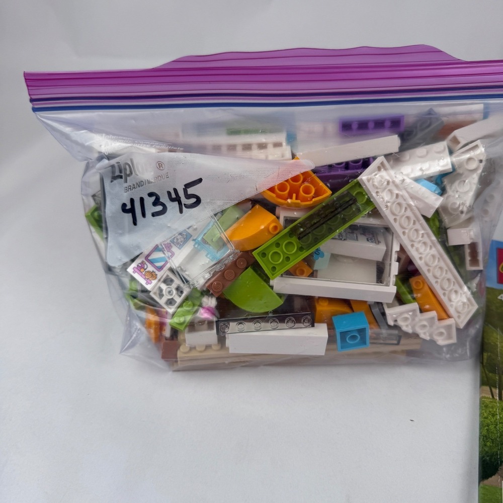 LEGO FRIENDS Heartlake City Pet Center 41345 Near complete NO Box - Picture 3 of 4